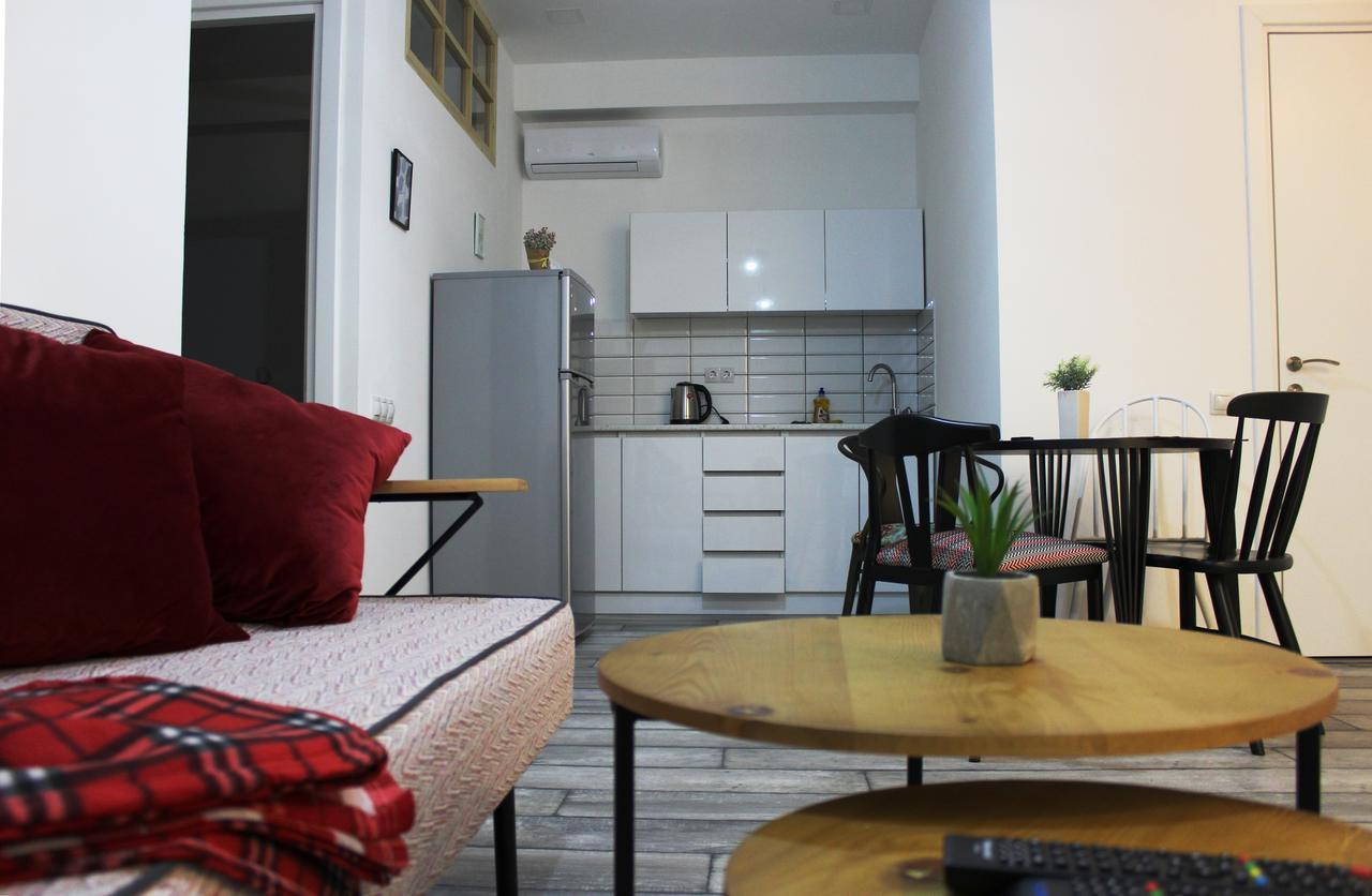 City Center Apartments By Happy Place Tbilisi Exterior photo